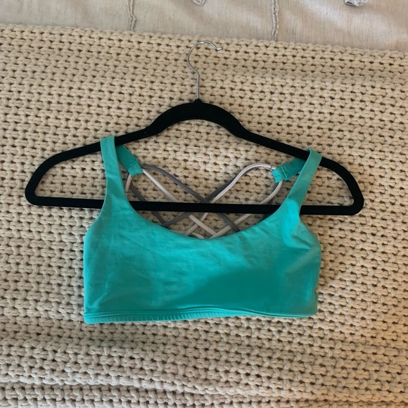 Lululemon Free to Be Teal Bra Sz6 - Picture 6 of 9